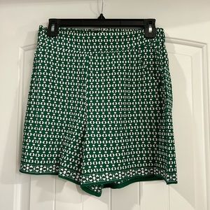 Max Studio green lightweight shorts